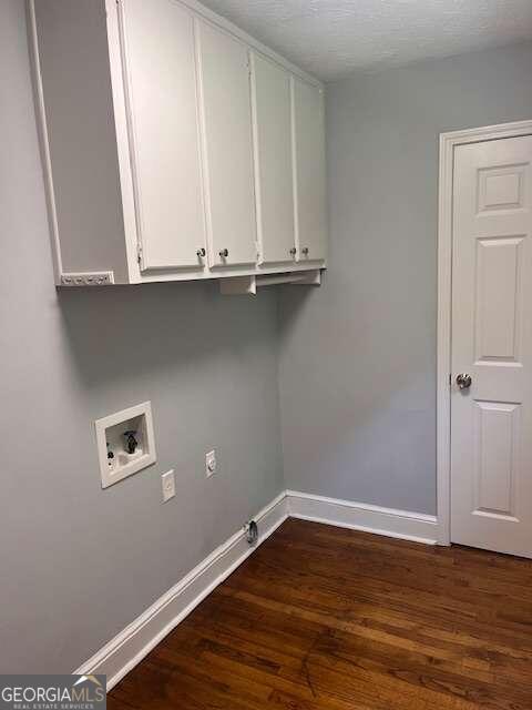 Building Photo - 871 Cedar Trce SW