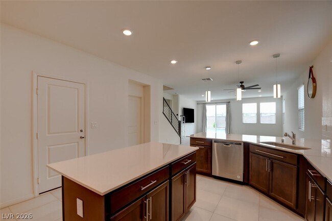 Building Photo - 6841 Toll Mountain St