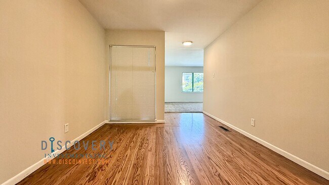 Building Photo - Merced Ave. 6226-6232