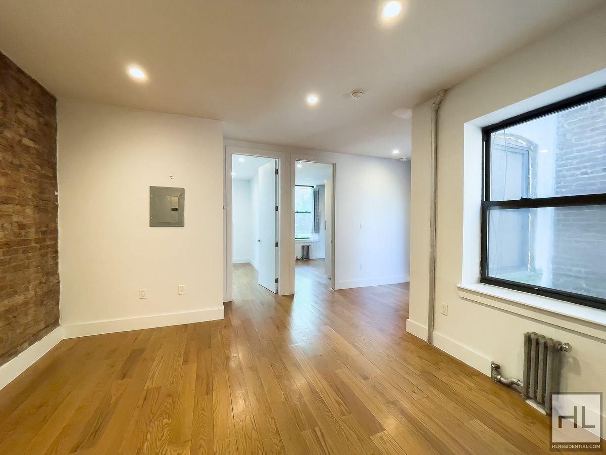 Building Photo - Renovated 2-Bedroom with Private Backyard + 1,500 Sq Ft Recreation Space | Fort Greene