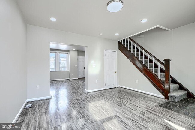 Building Photo - Well-Located 3BR Row Home Close to Johns Hopkins & Bayview