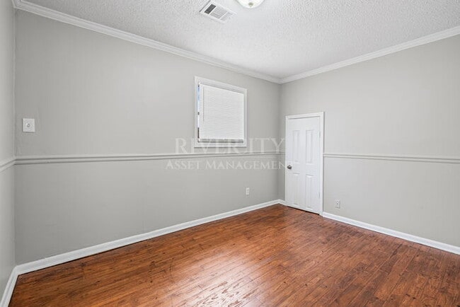 Building Photo - 42 Bonita Dr