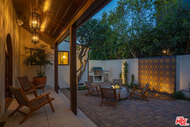 Building Photo - 4265 Denny Ave