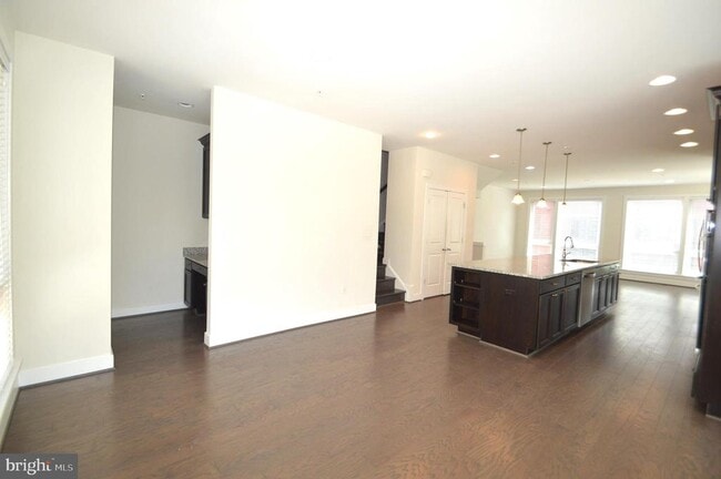 Building Photo - 408 Stabler Ln