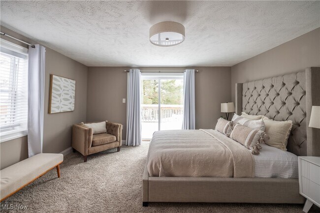 Building Photo - 4226 Broadview Rd