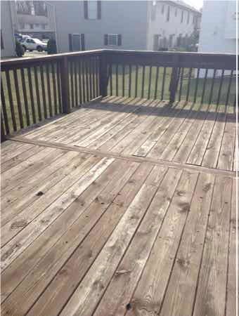 Building Photo - 3 bedroom, 2.5 bath Townhouse: Oaklawn Park!