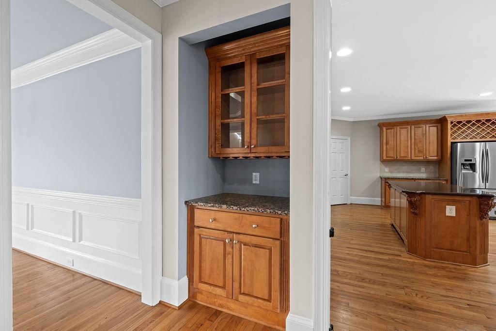 Building Photo - 1037 Windermere Crossing