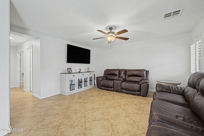 Building Photo - 11593 W Retheford Rd