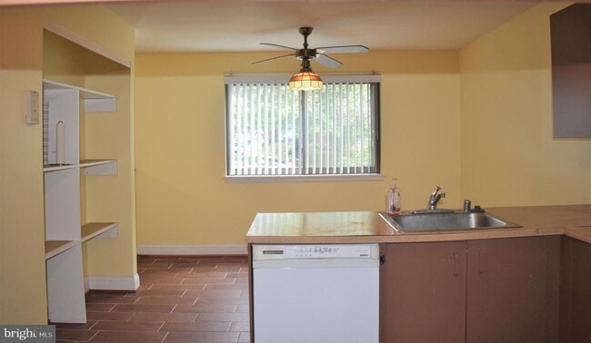 Building Photo - 8923 Skyrock Ct