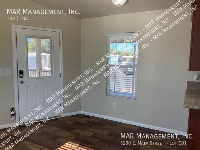 Building Photo - 5200 E Main St