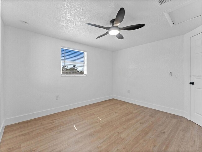 Building Photo - 4613 Irene Loop