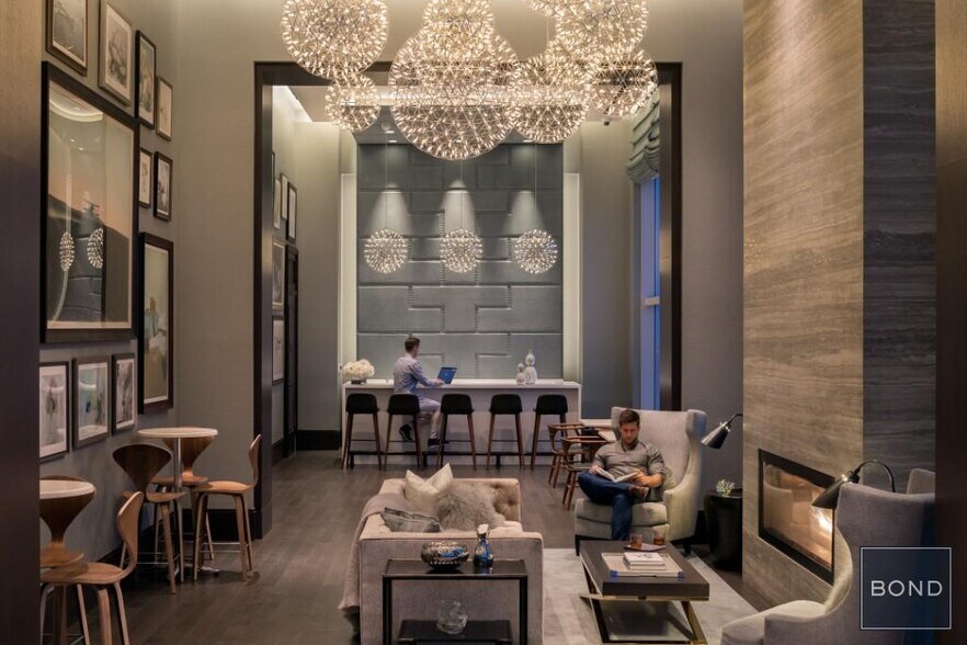 Building Photo - 555 Tenth Avenue