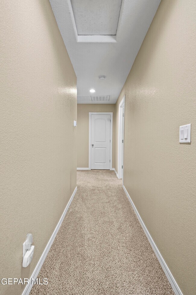 Building Photo - 12616 Arrow Weed Dr
