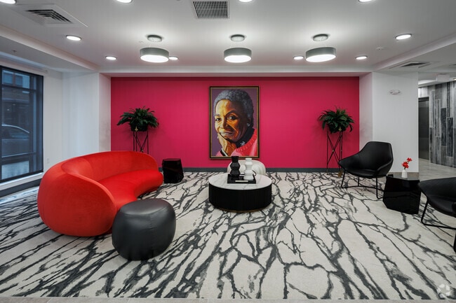 Lobby Photo - The Ruby at Somerset