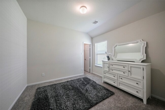 Building Photo - 3227 Fairhaven Ln