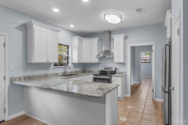 Building Photo - 7468 Brightwood St