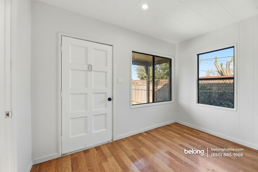 Building Photo - 26786 Clarkford St