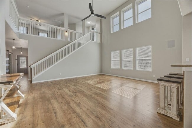 Building Photo - 125 Exeter Cove