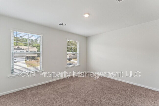 Building Photo - 238 Sage Fld Dr