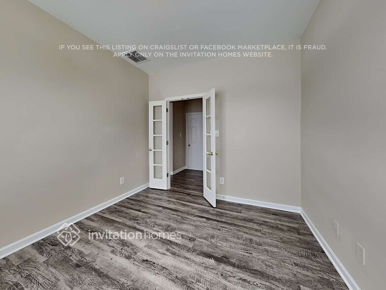 Building Photo - 1460 Cantwell Ct