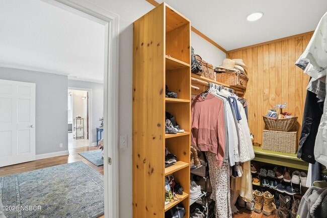 Building Photo - 2611 Janin Way