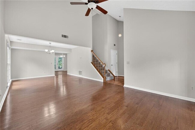 Building Photo - 12110 Greenmont Walk