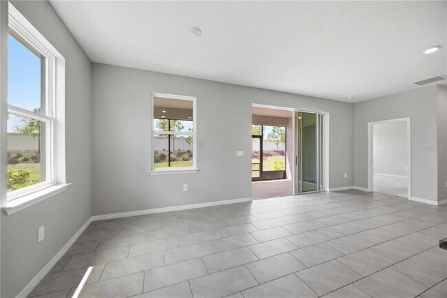 Building Photo - 5719 Woodland Sage Dr