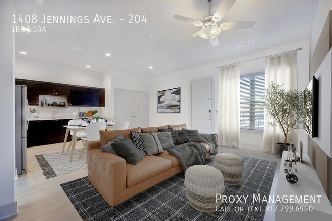 Building Photo - 1408 S Jennings Ave