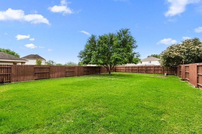 Building Photo - 25915 Hopson Meadows Dr