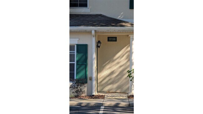 Building Photo - 9330 Tecumseh Dr