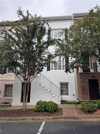 Building Photo - 1027 Pearl Point NE