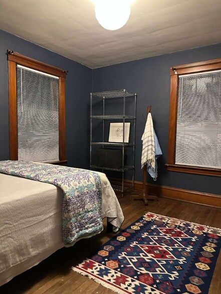 Building Photo - 41 Intervale Ave