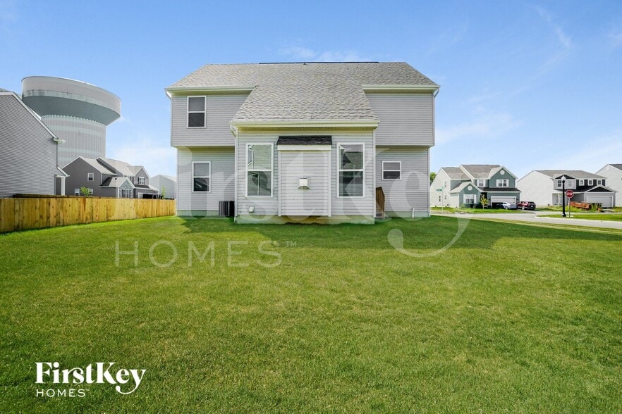 Building Photo - 7146 Rillford Rd