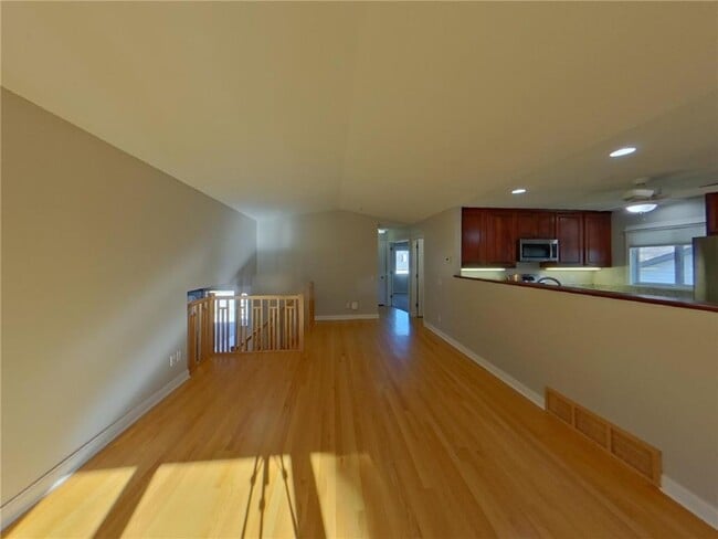 Building Photo - 1701 116th St E