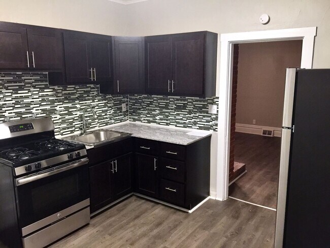 Primary Photo - *** Amazing Apartment in Mt. Washington * ...