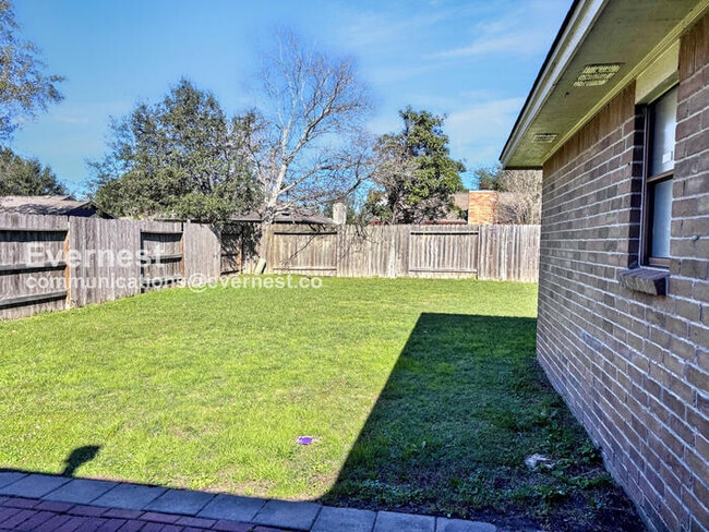 Building Photo - 18710 Clover Glen Ln