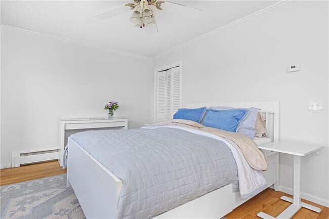 Building Photo - 331 Third Beach Rd