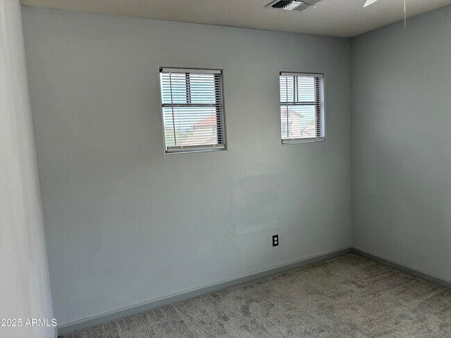 Building Photo - 25550 W Pioneer St