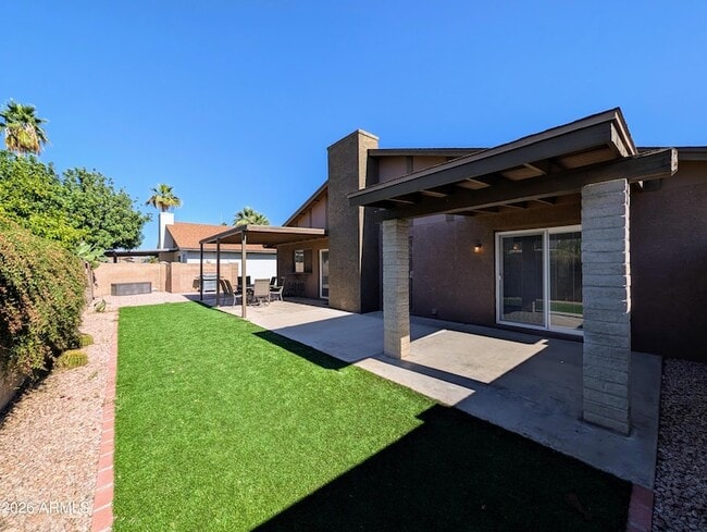 Building Photo - 10044 N 39th Ln