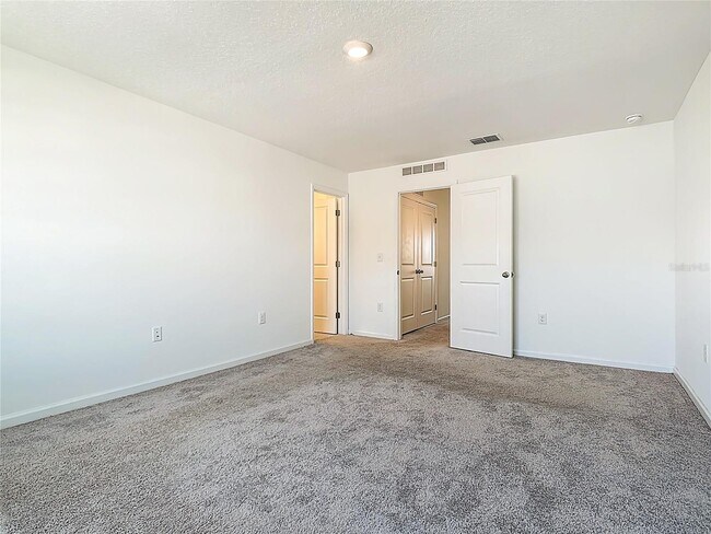 Building Photo - 373 Grand Pne Ln