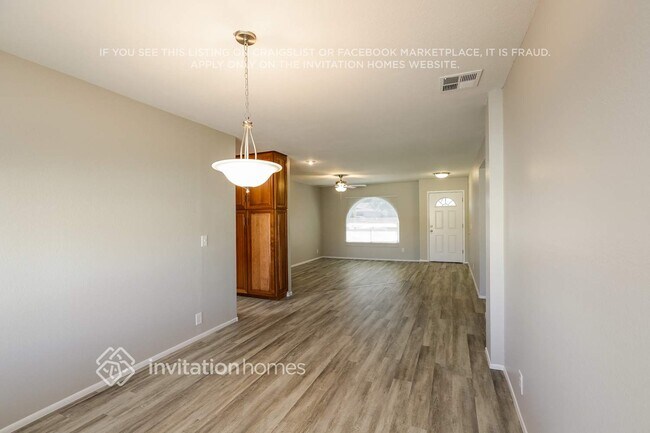 Building Photo - 16424 N 51st Dr