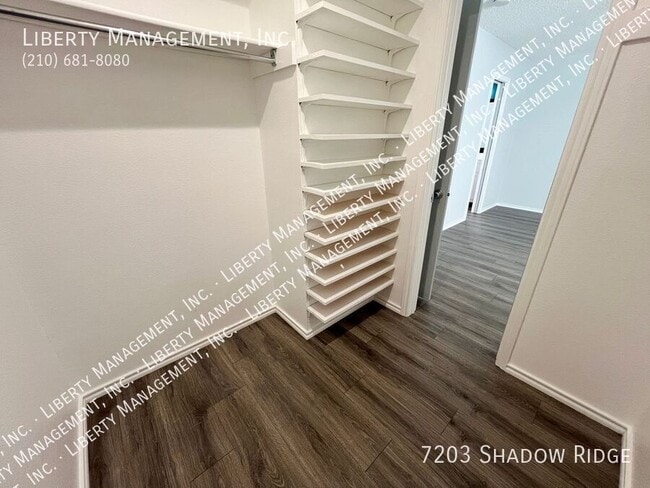 Building Photo - 7203 Shadow Ridge