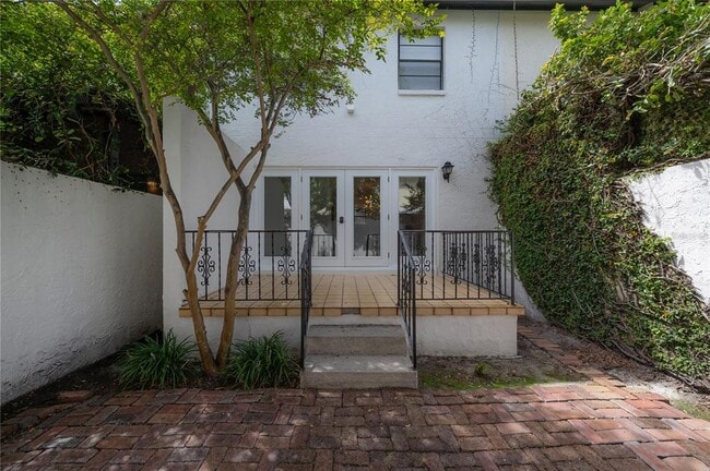 Building Photo - 4735 W Vasconia St