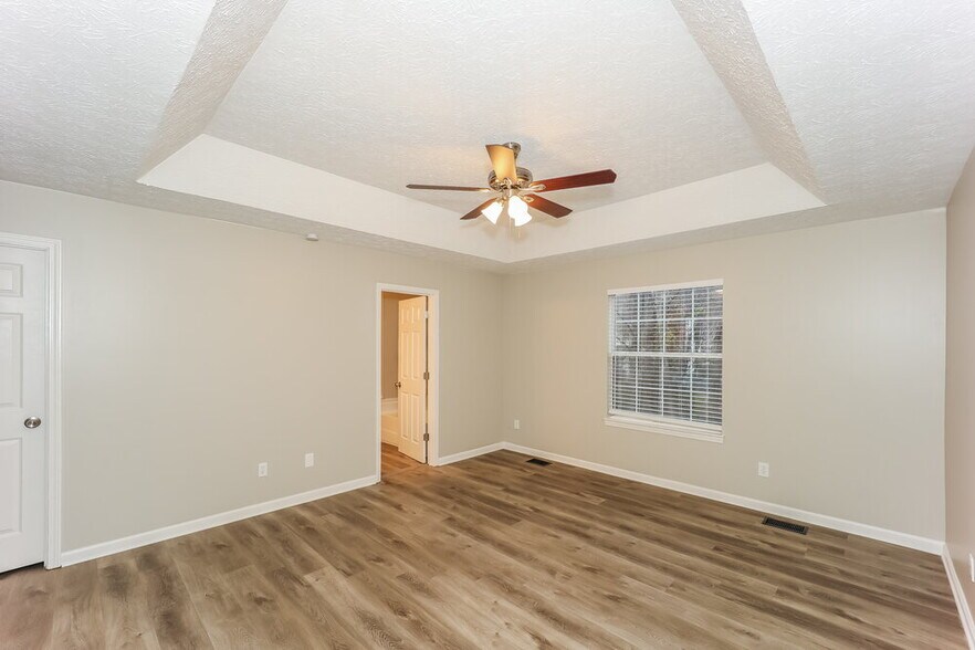 Building Photo - 1076 Hidden Brook Trail