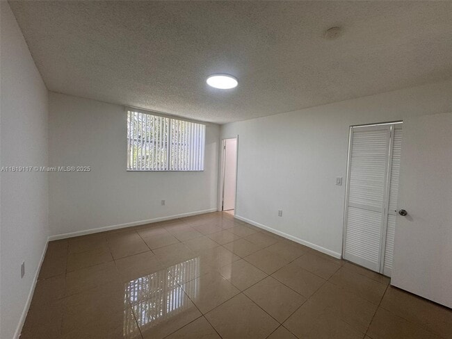 Building Photo - 1830 SW 81st Ave