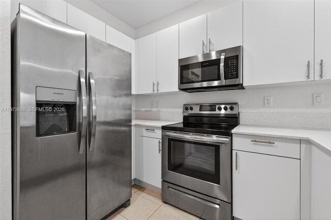 Building Photo - 2662 SE 10th St