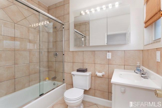 Bathroom - 1106A Treat Ave