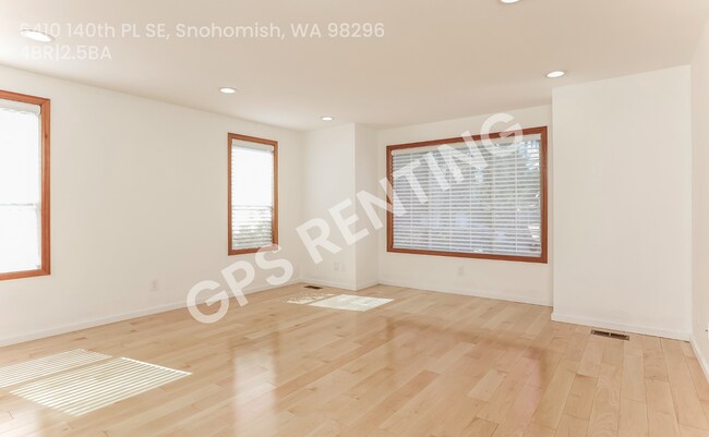 Building Photo - 6410 140th Pl SE