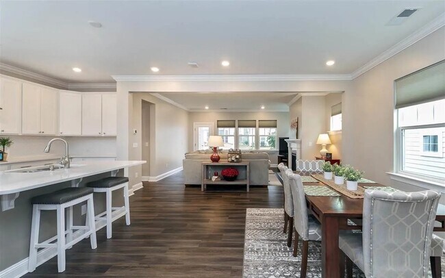 Building Photo - 401 Ivy Arbor Way