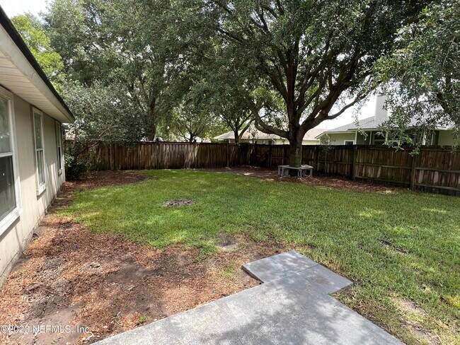 Building Photo - 8531 Longford Dr